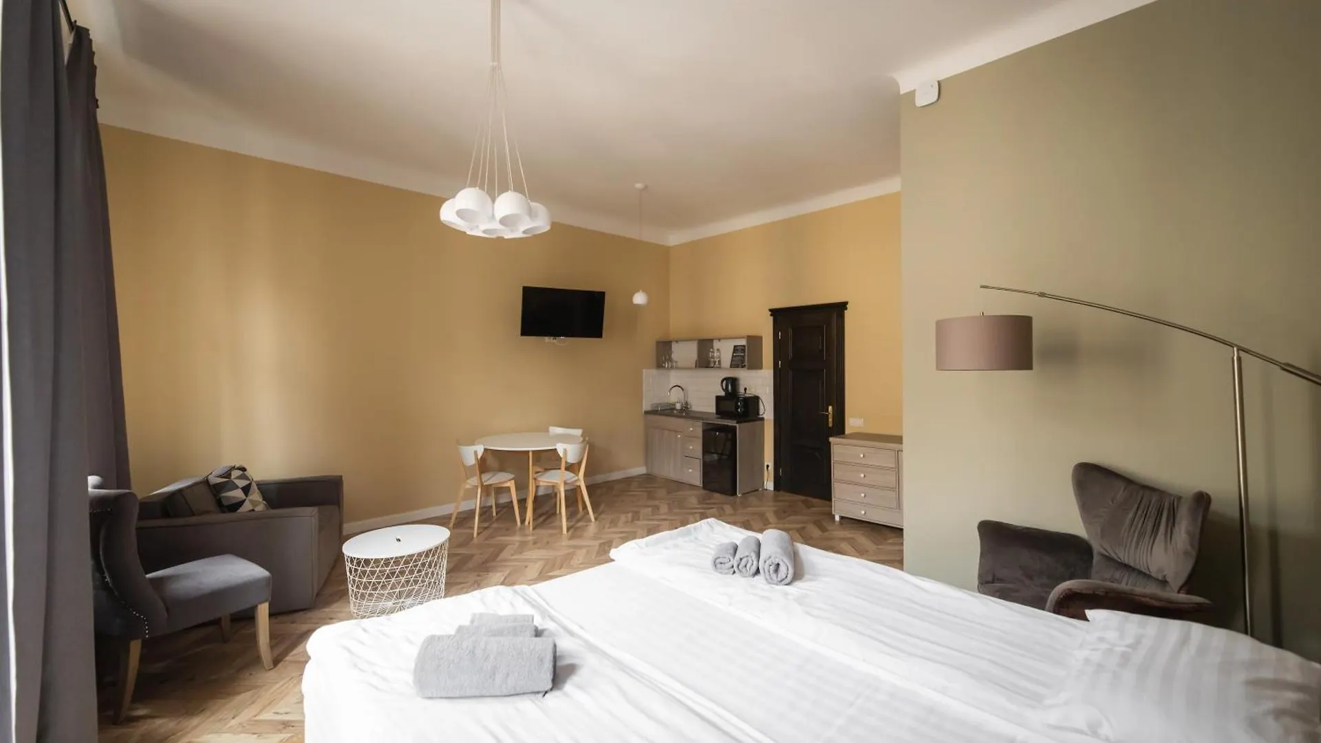 Estúdio Apartamento de 41m2, com 1 casa de banho, na área Distrito Halytskyi Lviv